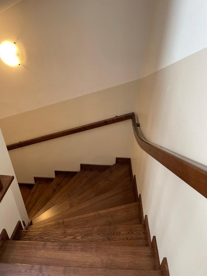 Apartament W Koninie Przy Ul. Wiosny Ludow コニン エクステリア 写真